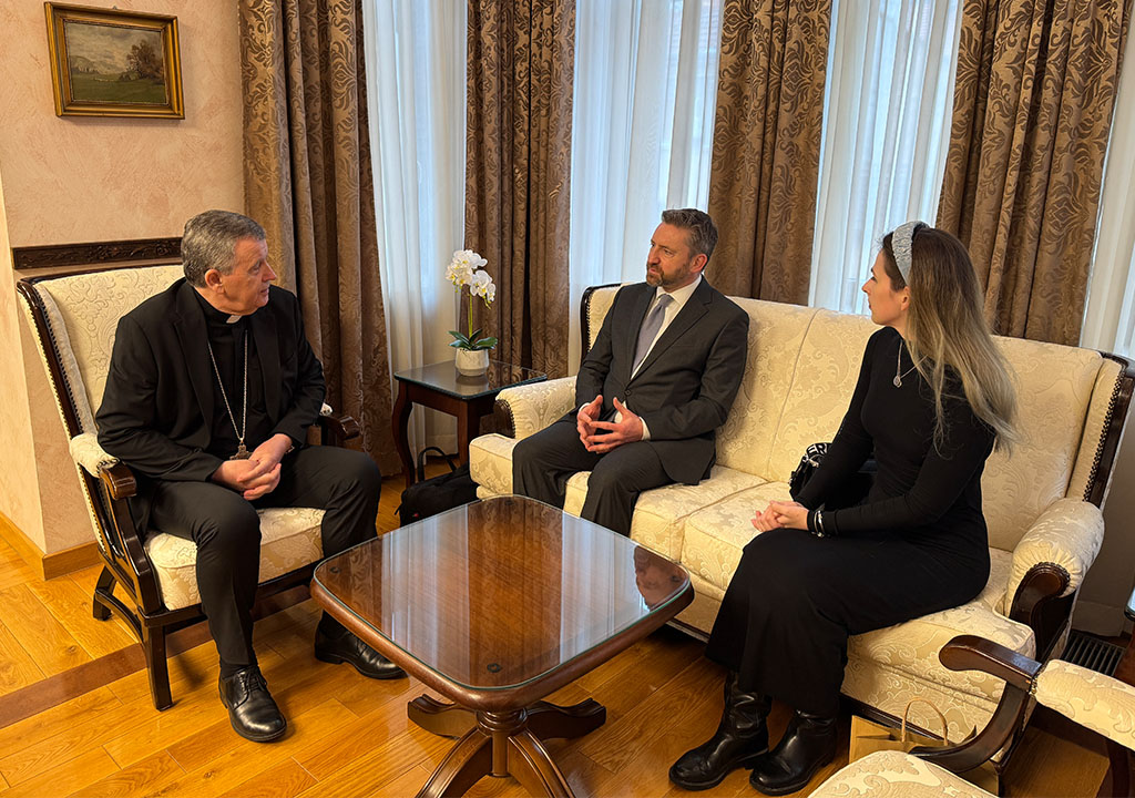 Susret nadbiskupa Vukšića s irskim veleposlanikom u BiH