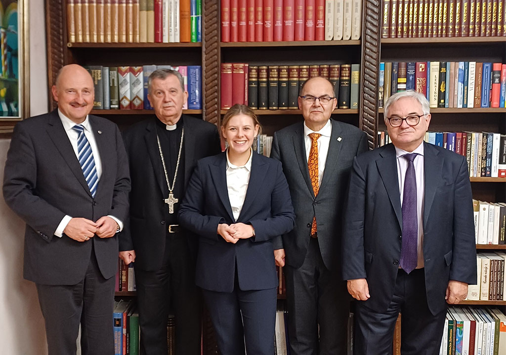 Nadbiskup Vukšić primio izaslanike Bundestaga