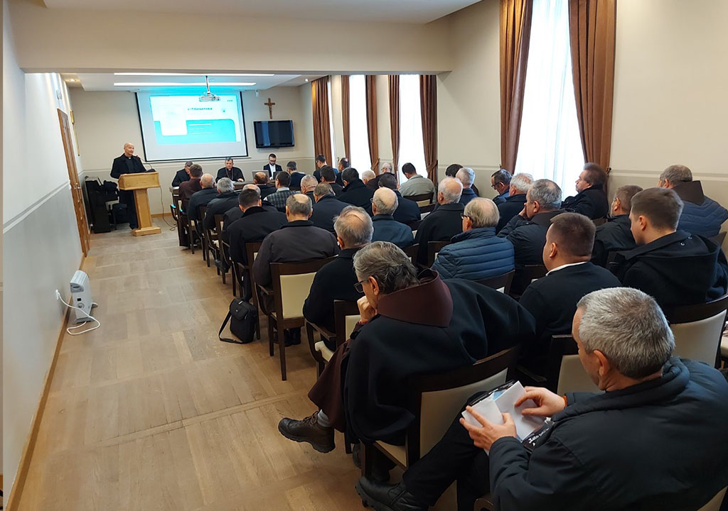 U Tolisi započeli Arhiđakonski susreti