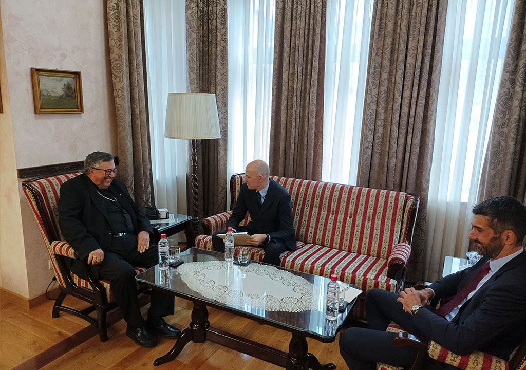 Susret kardinala i mađarskog veleposlanika